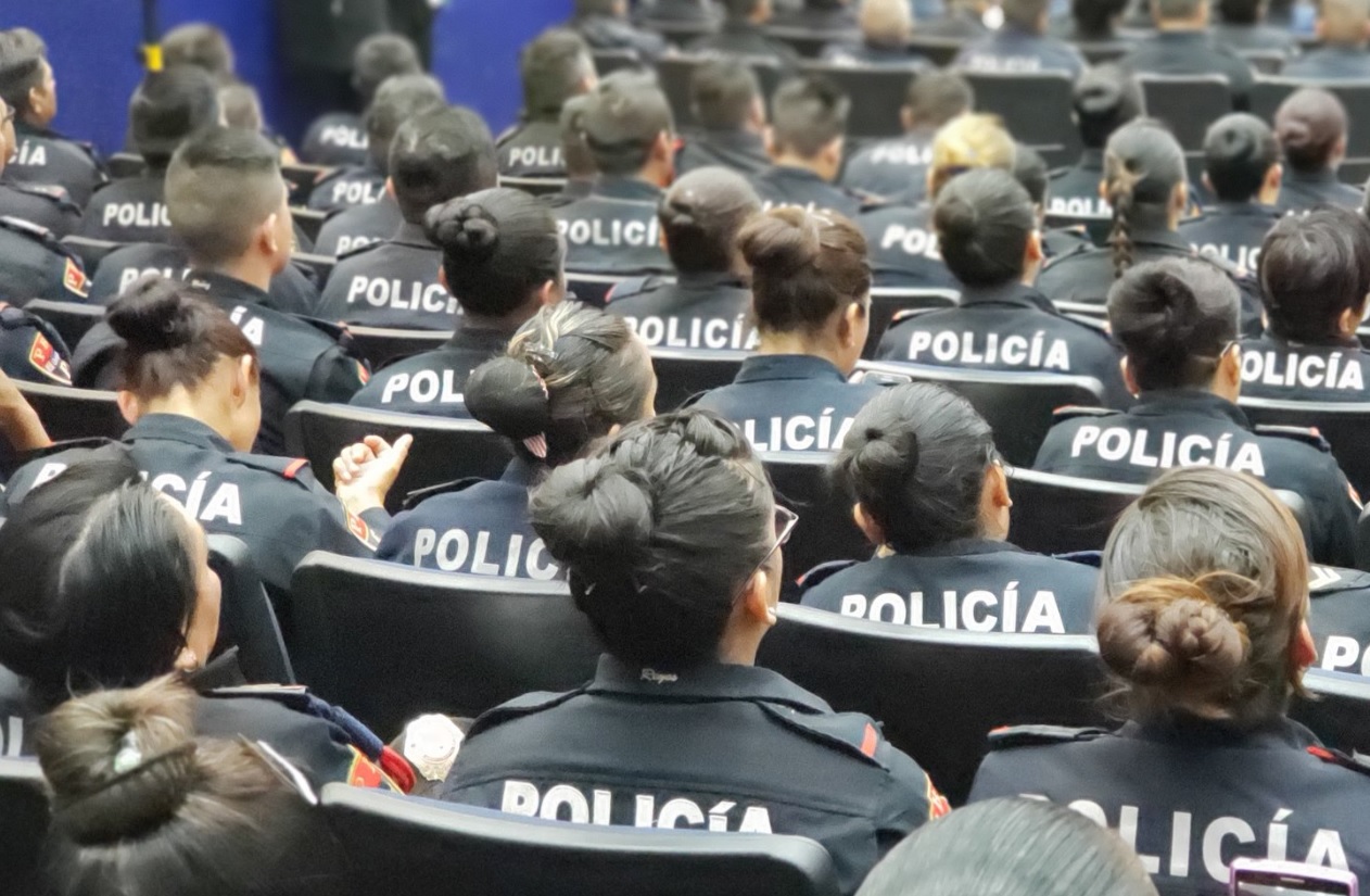 Amieva anuncia protección por amenazas a policías capitalinos