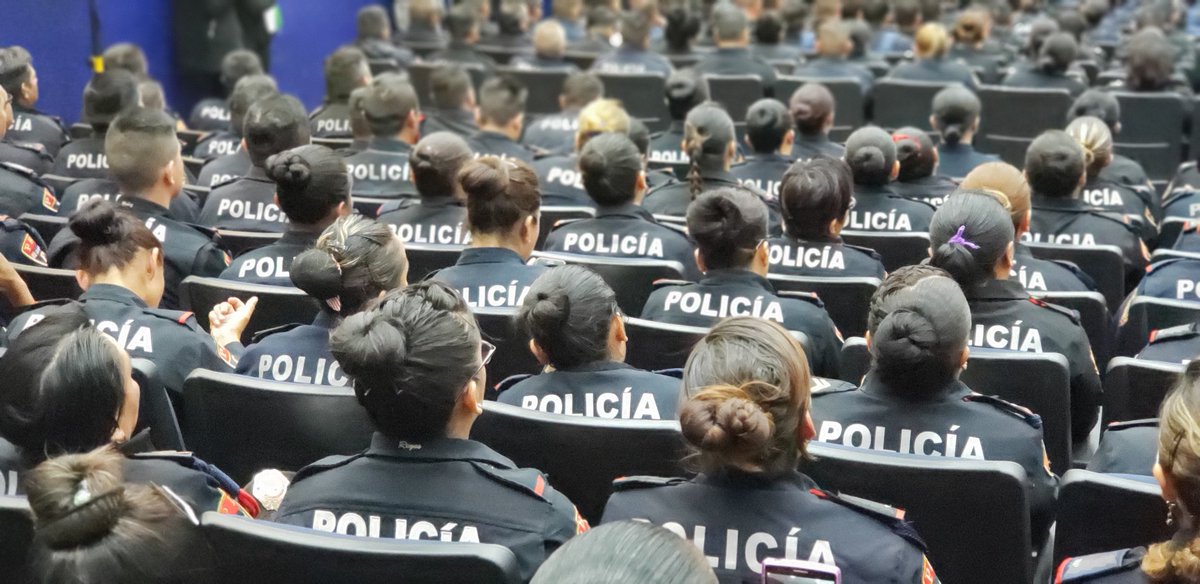 Policías detienen a seis presuntos asaltantes de restaurante en Coyoacán