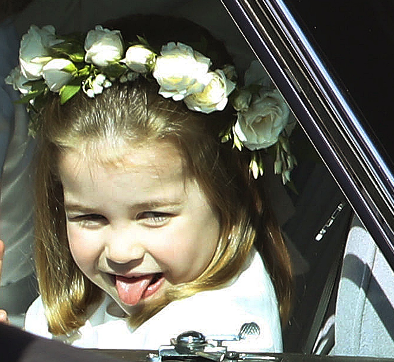 Princesa Charlotte acapara reflectores por sacar la lengua como su tío Enrique