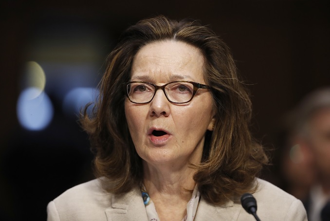 Senado confirma Gina Haspel como primera mujer dirigir CIA