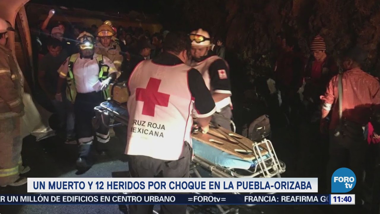 Un muerto y 12 heridos deja choque en la Puebla-Orizaba