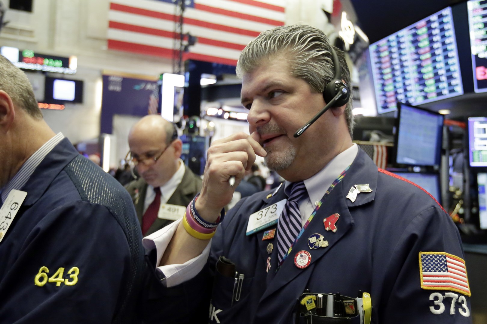 Wall Street amplía ganancias y el Dow Jones gana