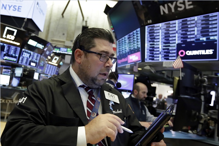 Wall Street cae renovado temor guerra comercial