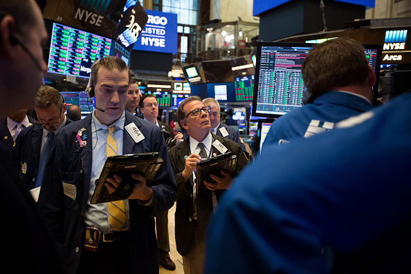 Wall Street cierra alza y Dow Jones gana