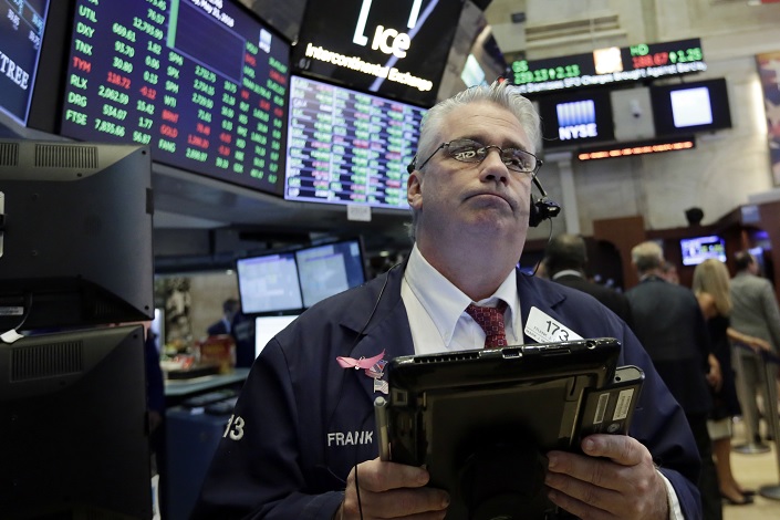 Wall Street cierra pérdidas y Dow Jones desciende