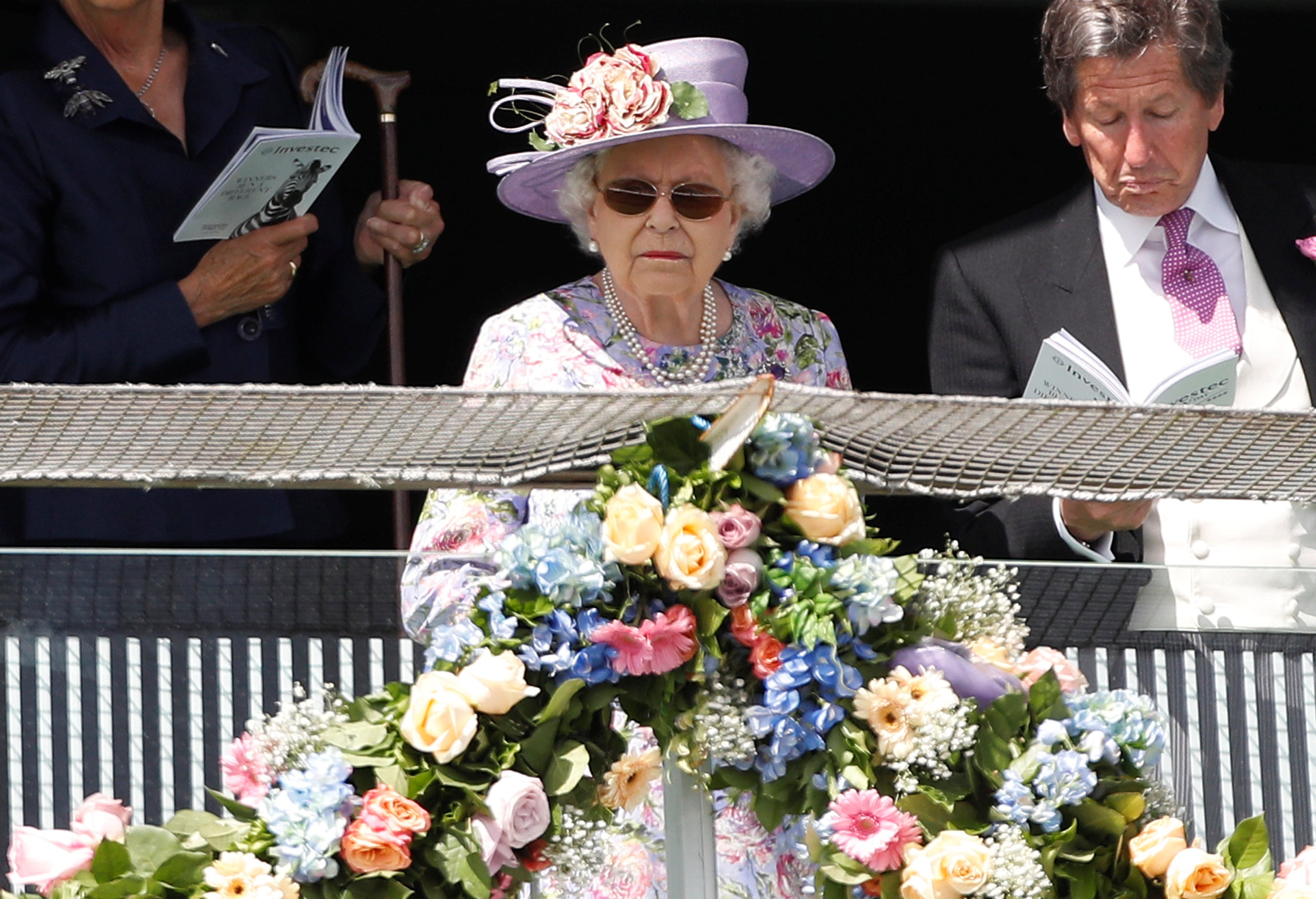 Reina Isabel II conmemora 65 años de su coronación
