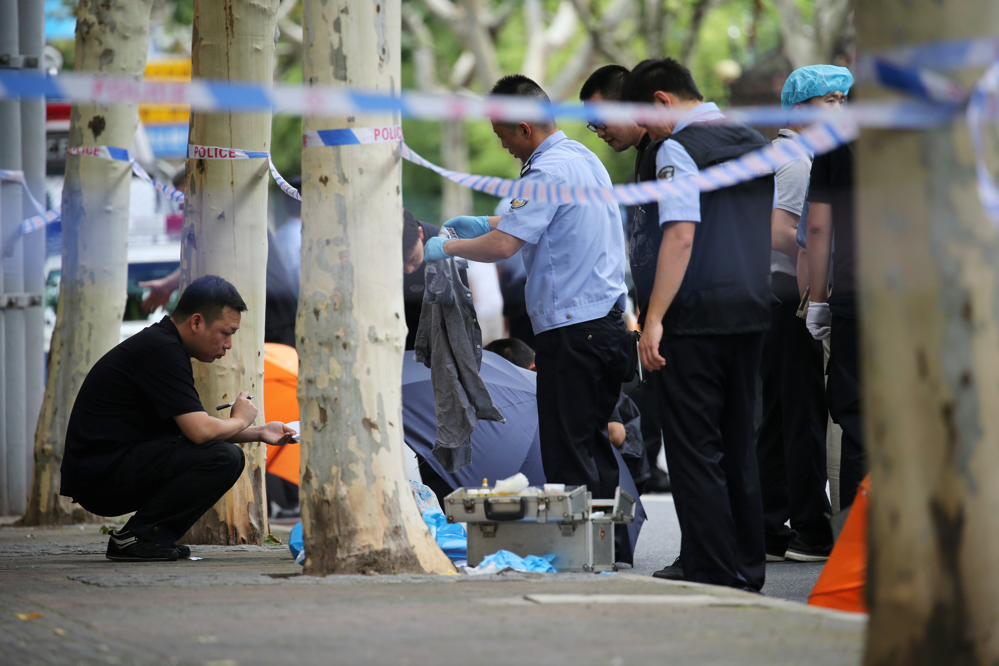 Hombre mata a puñaladas a dos niños cerca de escuela china