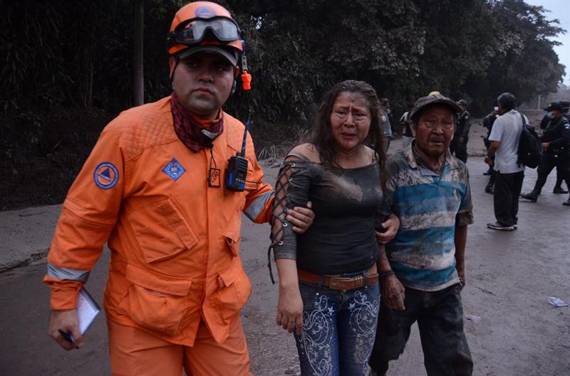 guatemala declara tres dias duelo nacional muertos erupcion volcanica