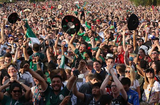 México triunfa en primer partido en el Mundial