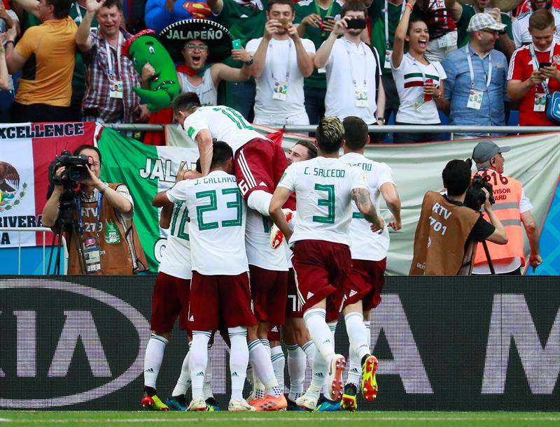 México vence 2-1 a Corea del Sur en el Mundial de Rusia