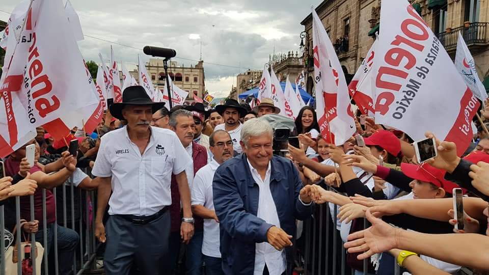 AMLO cierra campaña en Morelia acompañado de Mireles