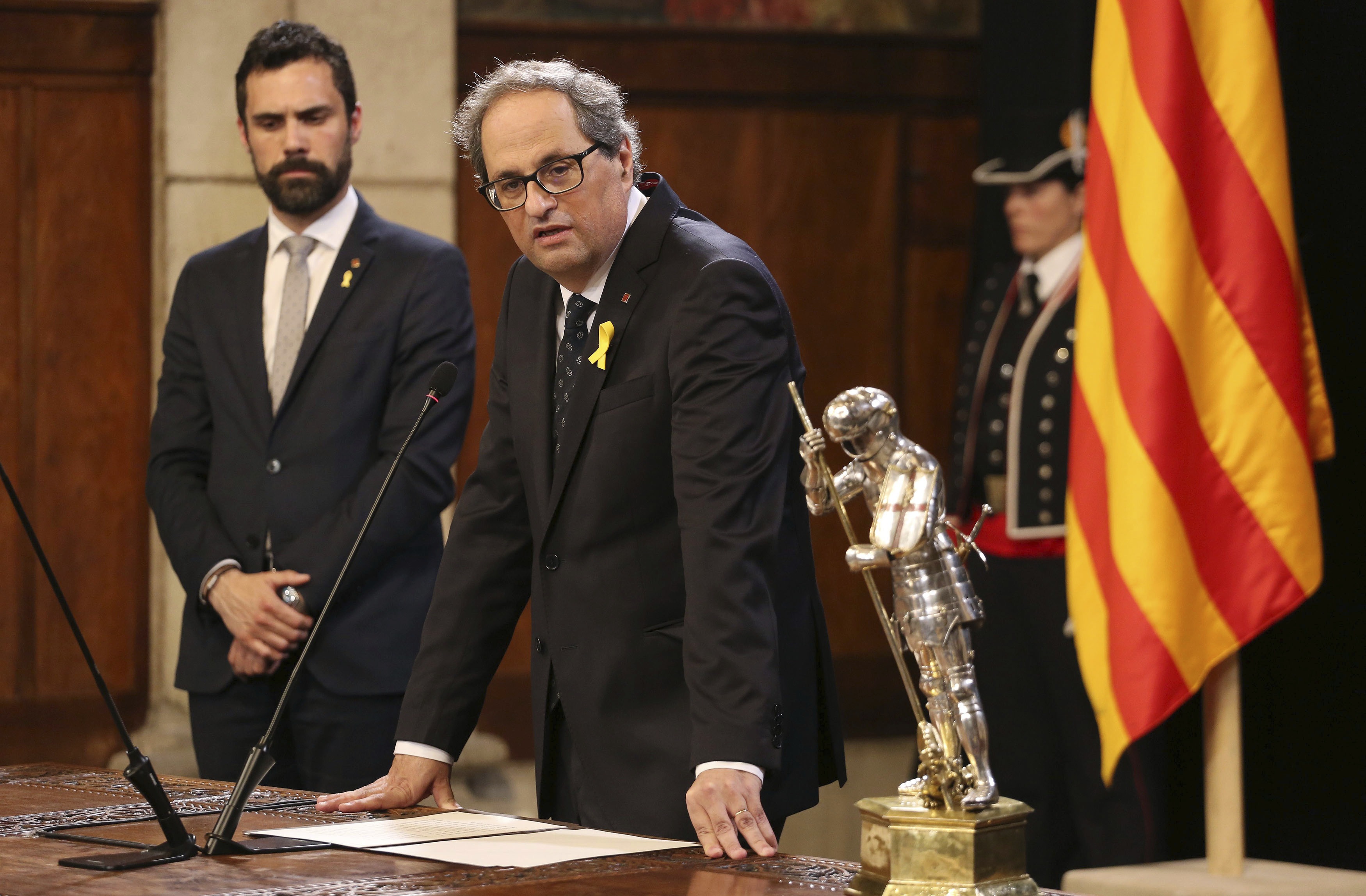 Gobierno de Cataluña recobra el control de instituciones