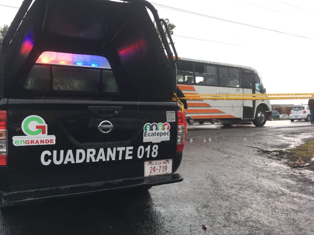 Asaltantes matan a joven en la Texcoco-Lechería
