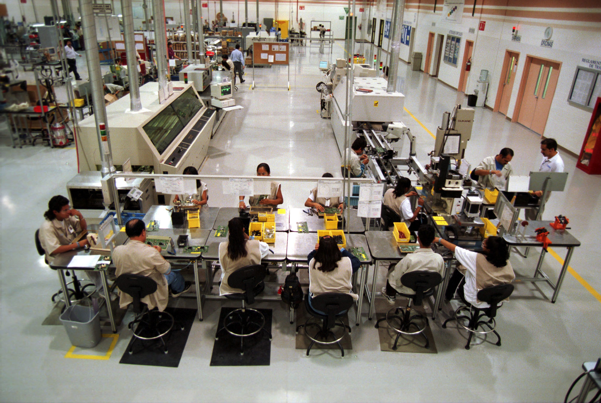 Aumenta empleo en industria manufacturera: INEGI