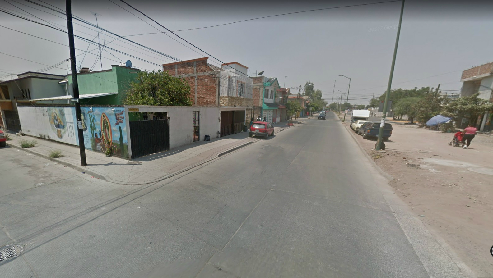 Balean varias personas calle San Gabriel, Santa Rosa de Lima, León