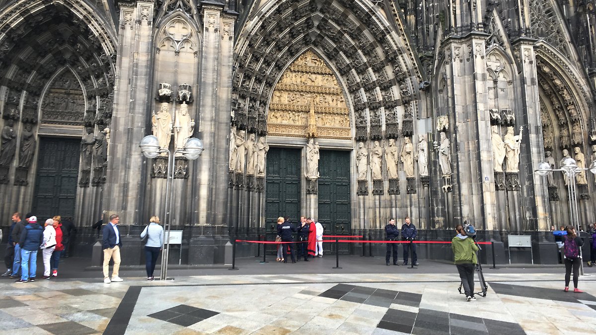 Desalojan catedral de Colonia por presencia de un sospechoso