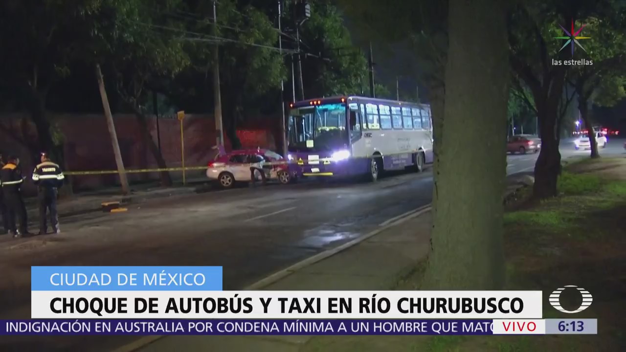 Choque de autobús y taxi en Río Churubusco deja un muerto