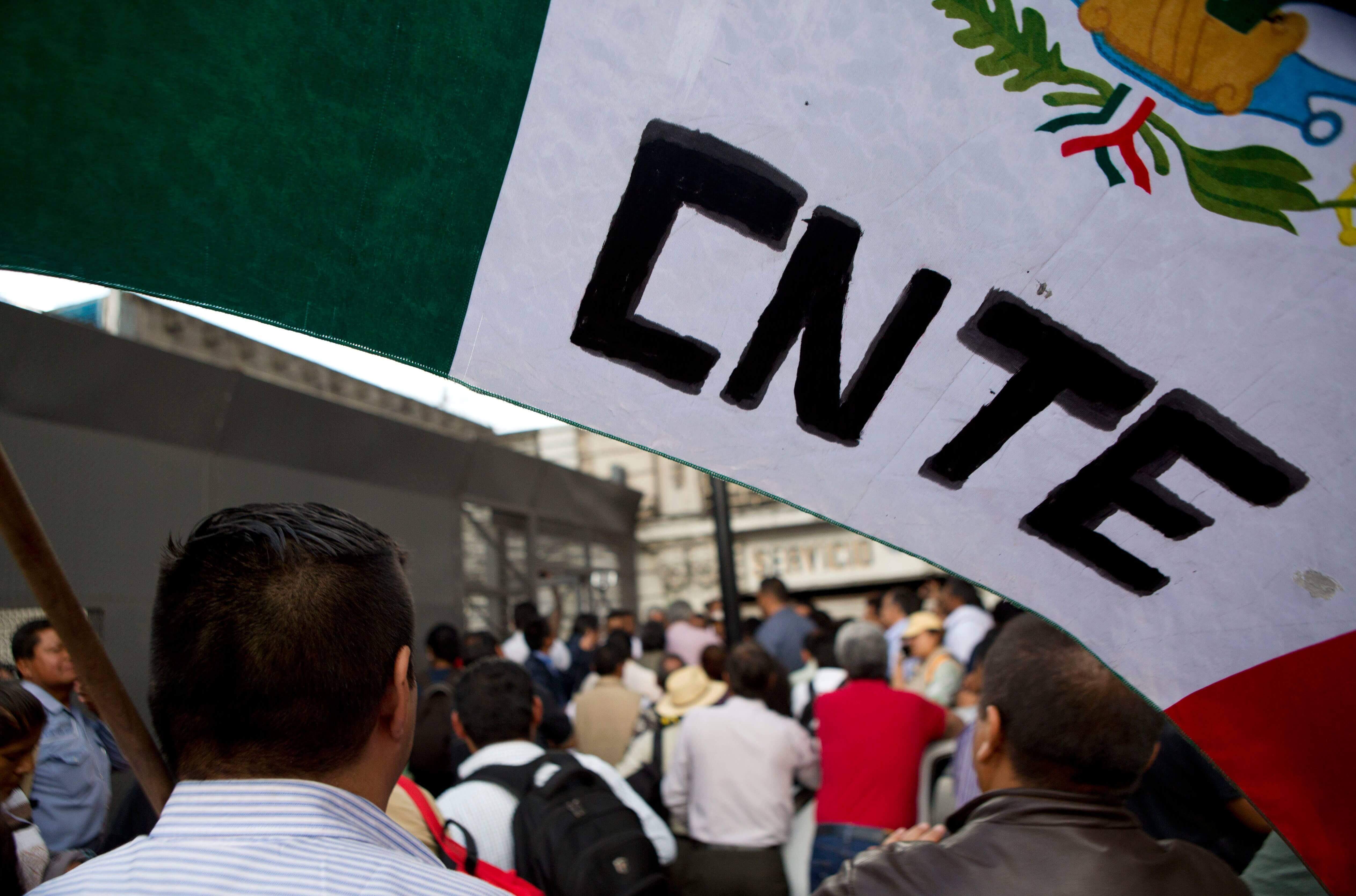 Continúan afectaciones movilizaciones CNTE Oaxaca Chiapas