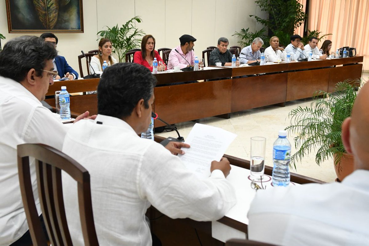 Colombia ELN cierran negociaciones paz alto fuego
