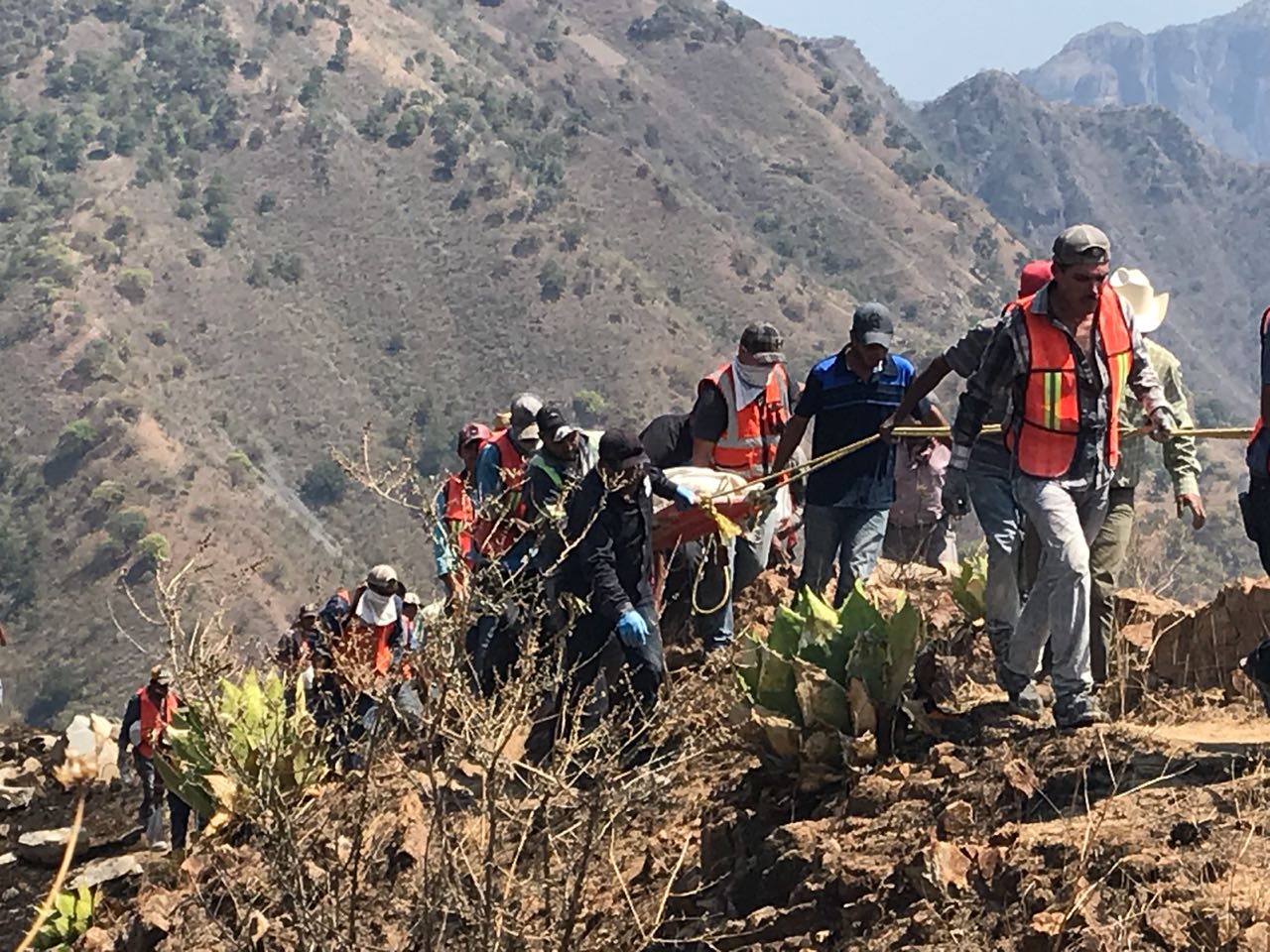 Se cumple una semana de derrumbe en Chihuahua; buscan a cinco mineros
