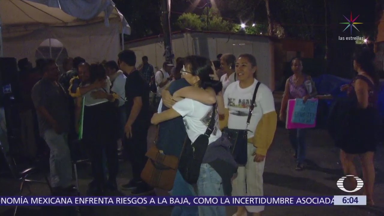 Damnificados del 19S celebran acuerdo en multifamiliar de Tlalpan