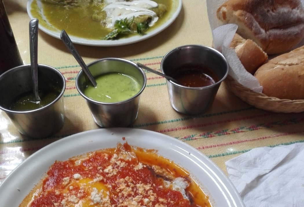 Mexicanos gastan 1,400 pesos en desayunos familiares futboleros