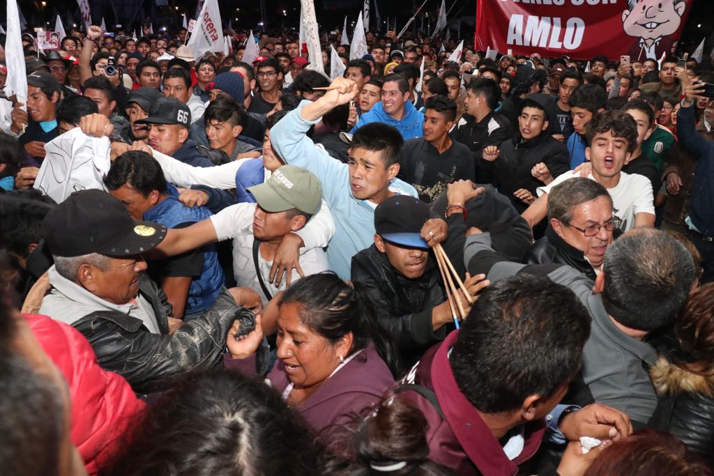 Se registran actos de violencia en mitin de AMLO en Pachuca