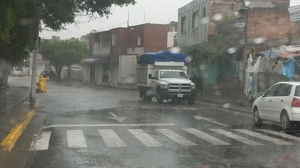 Lluvias en Guadalajara provocan encharcamientos e inundaciones