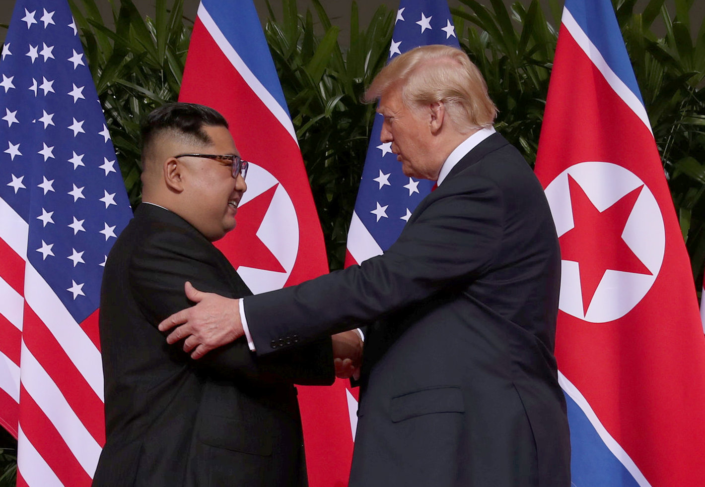 Trump Kim apretón manos histórica Cumbre Singapur