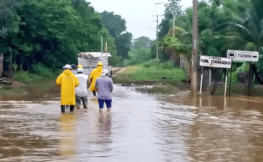 Suspenden clases por lluvias en municipios de Quintana Roo 