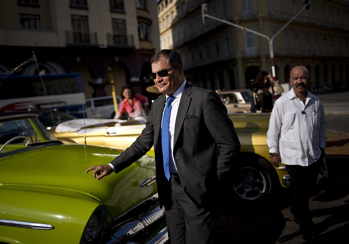 Investigarán expresidente Rafael Correa secuestro opositor