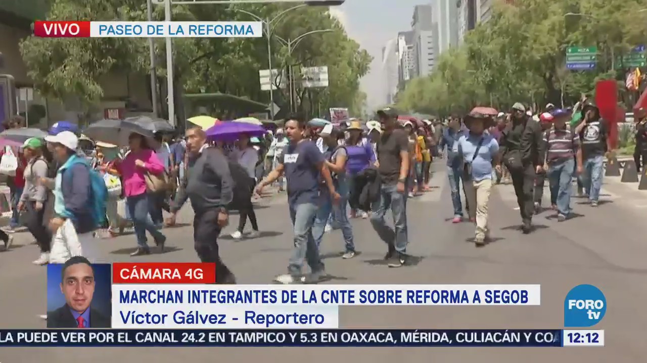 Manifestantes de la CNTE llegan a Bucareli