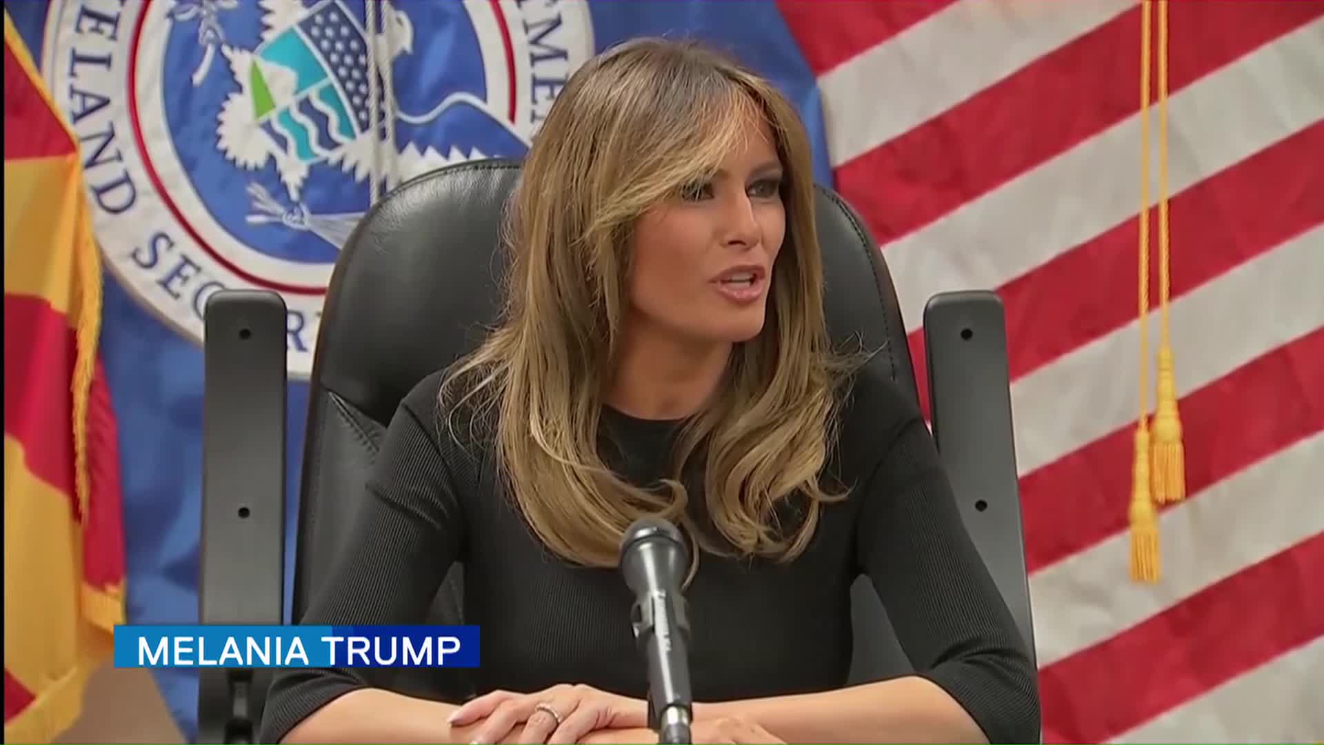 Melania Trump hace segunda visita a frontera con México
