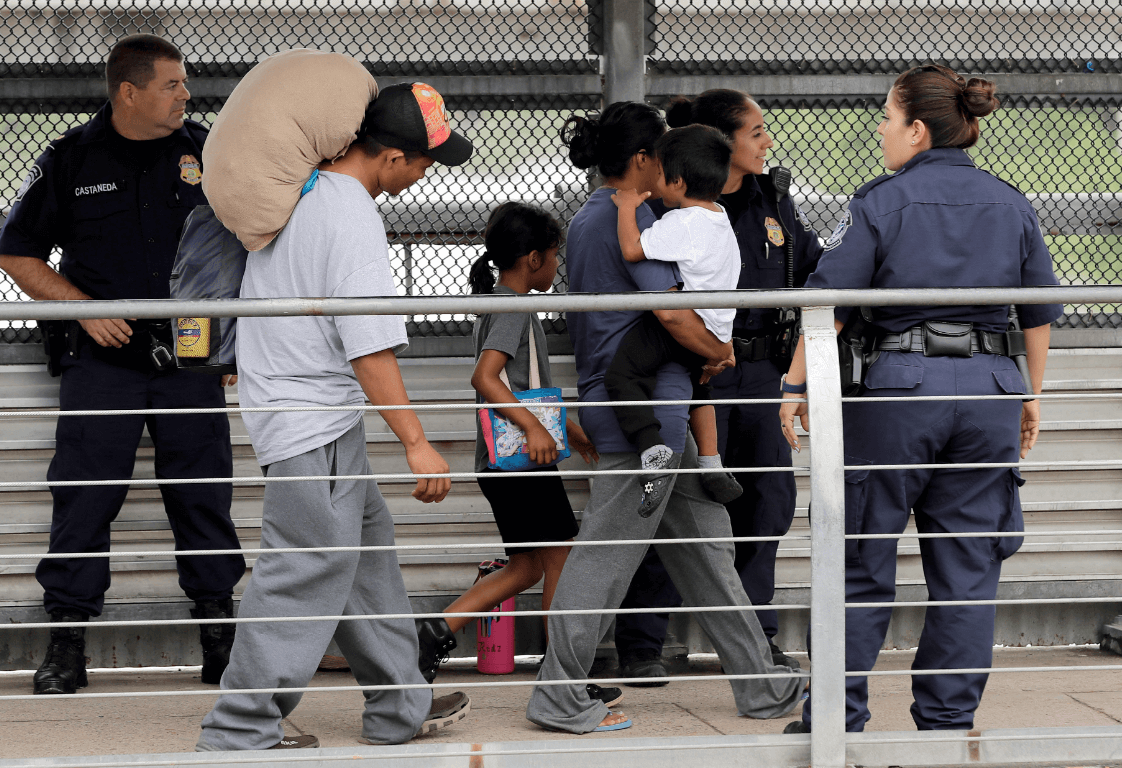 Trump pide a republicanos no perder el tiempo con migración