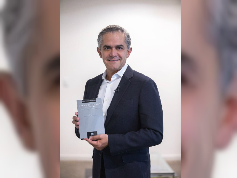 Mancera presenta su libro ‘Gobierno de Coalición en México’