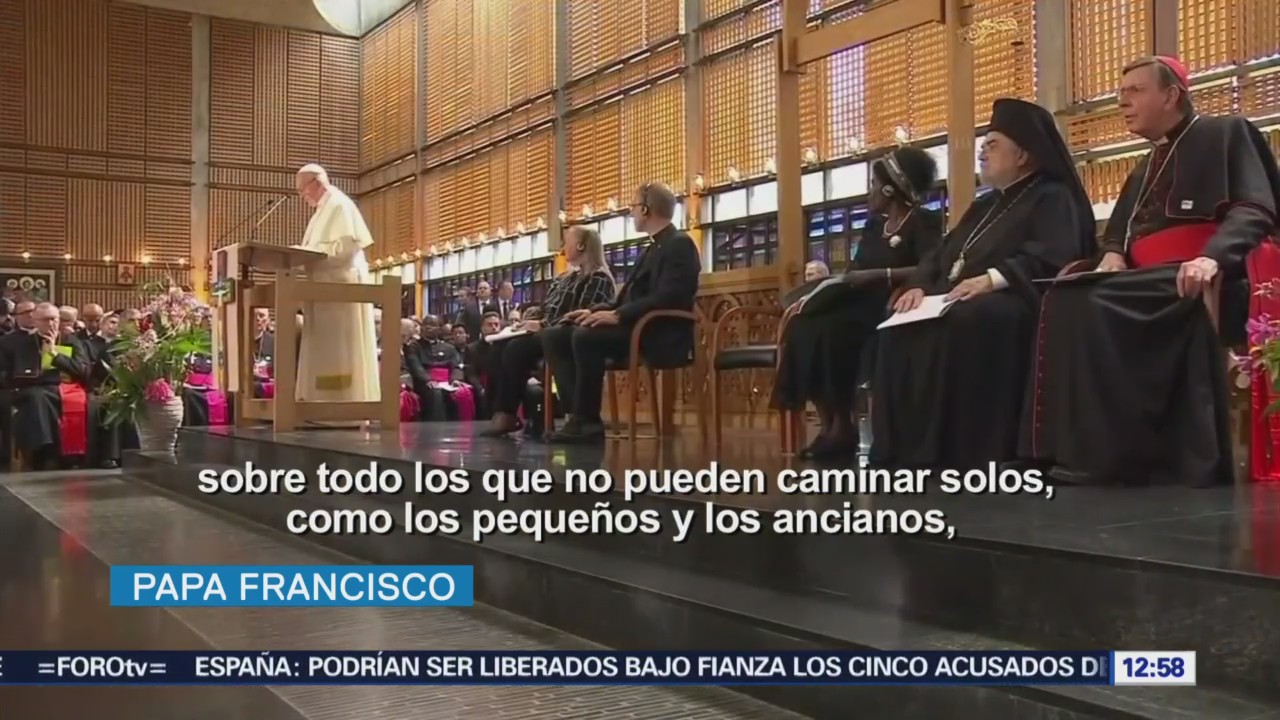 Papa Francisco asiste al Consejo Ecuménico de las Iglesias