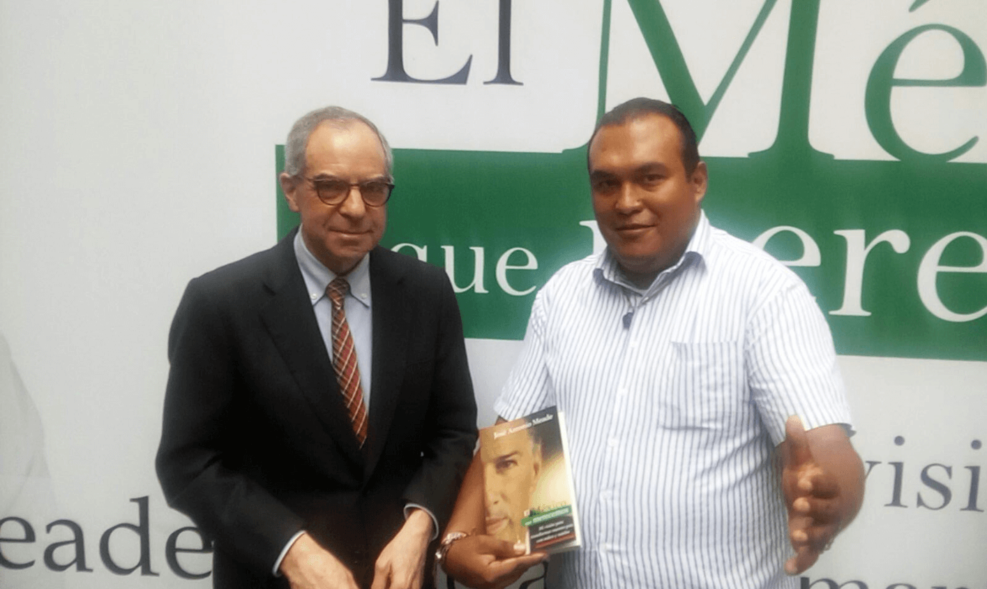 Presentan el libro El México que merecemos, de Meade