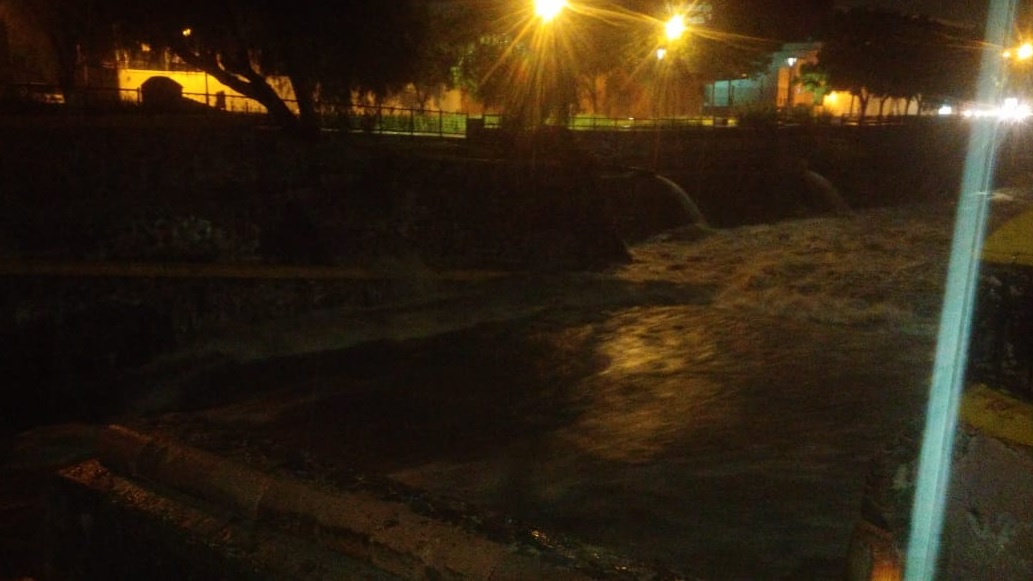 Inicia desfogue presas para evitar inundaciones en Querétaro