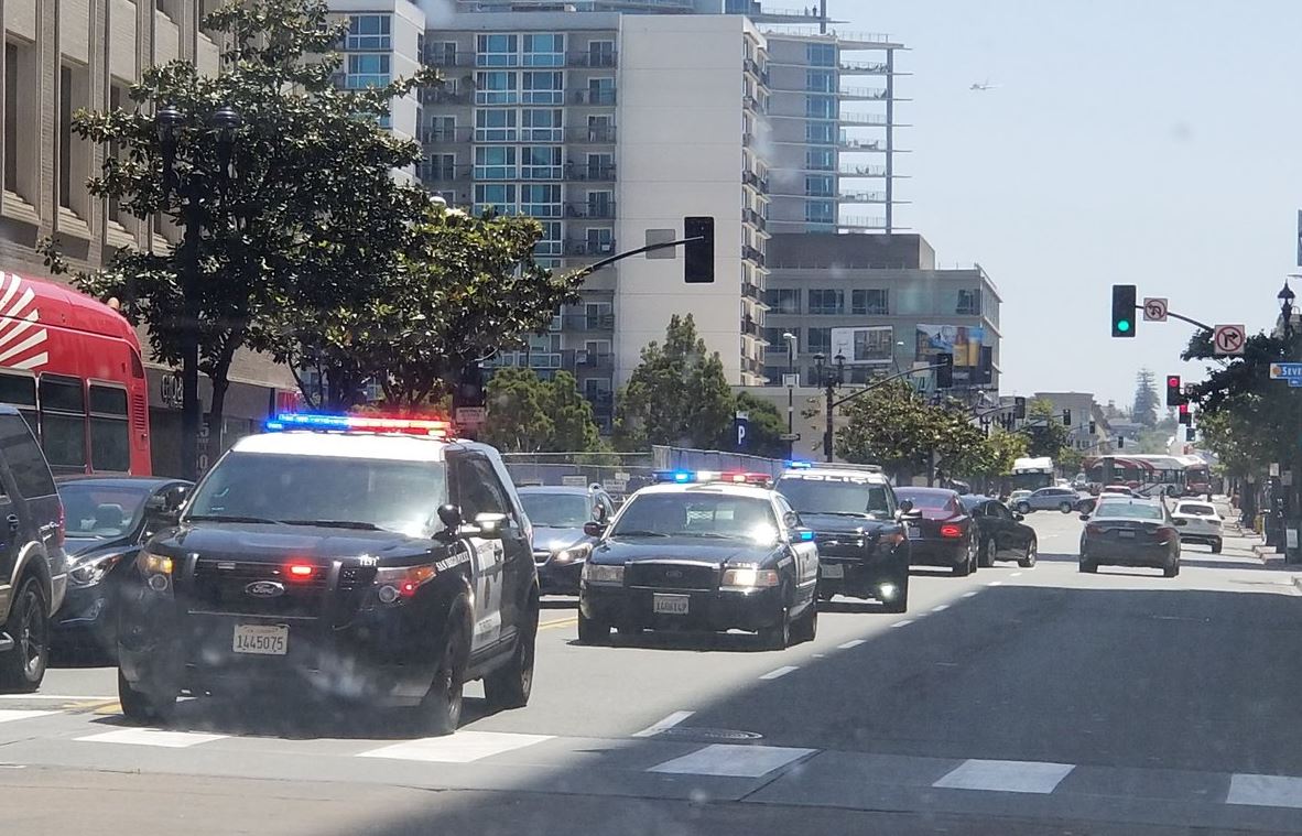 Interrumpen maratón en San Diego por tiroteo cercano