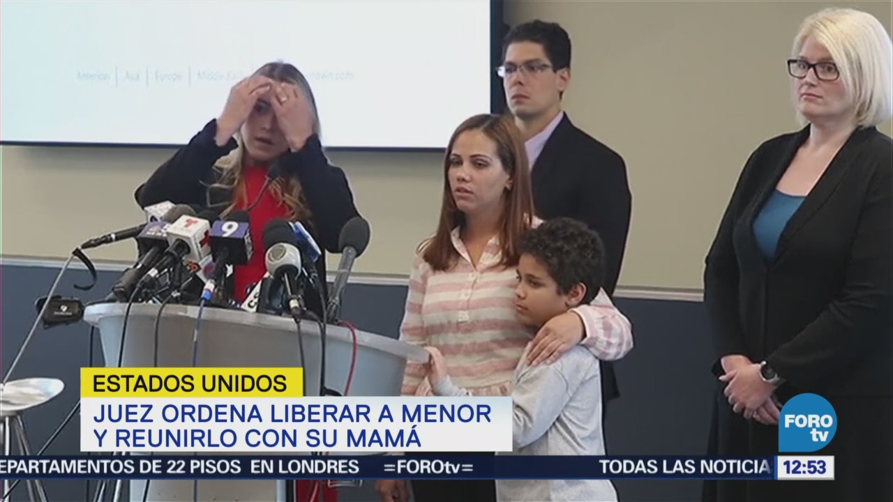 madre e hijo salvadoreños, separados por gobierno