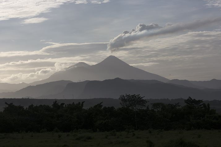 Volcanes de Fuego, Pacaya y Santiaguito en Guatemala