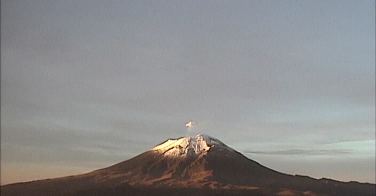 Detectan 31 exhalaciones de baja intensidad en Popocatépetl