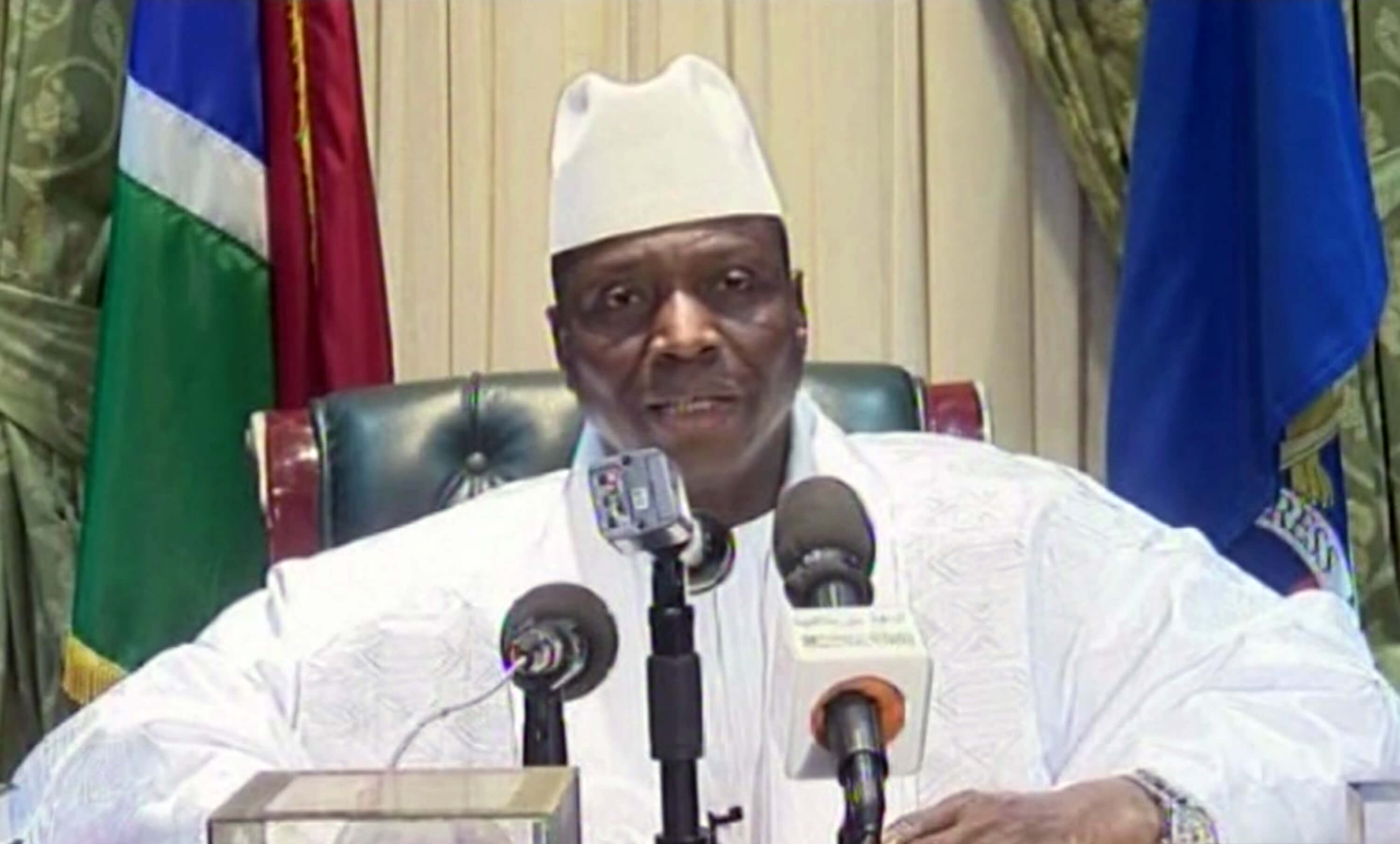 Expresidente de Gambia enfrenta denuncia por cura falsa para el Sida