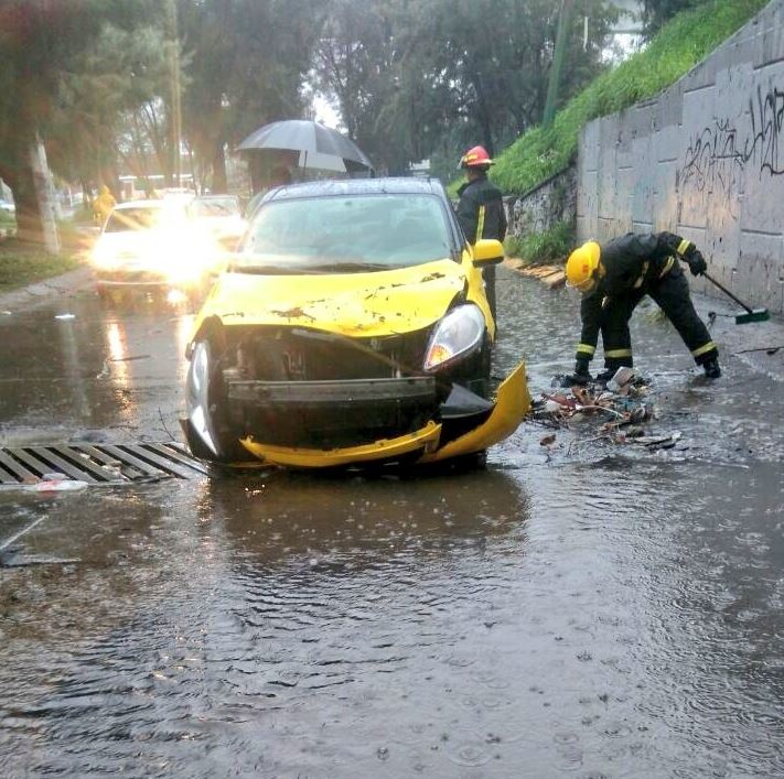 inundaciones vehiculos arboles zapopan guadalajara metropolitana