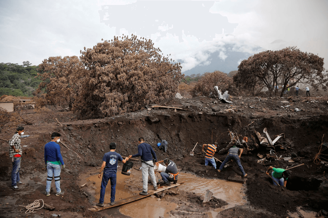 Zona devastada por volcán en Guatemala será camposanto