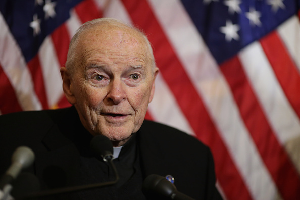 Cardenal de Estados Unidos renuncia por escándalos de abusos