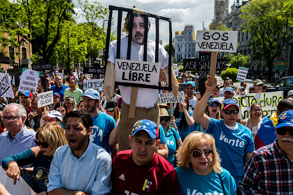 EU niega que planeara invadir Venezuela, pero no descarta opción militar