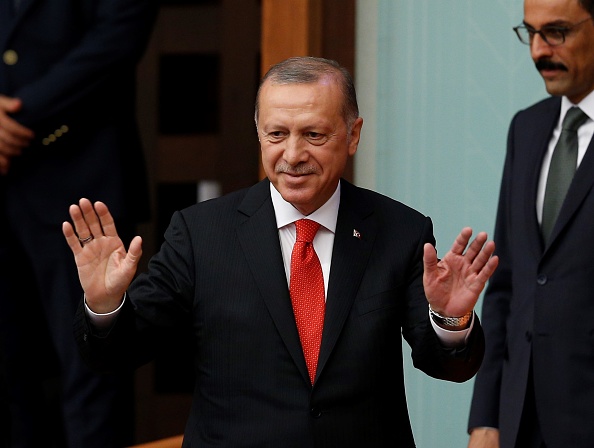 Turquía despide a 18,000 funcionarios por supuesto golpismo
