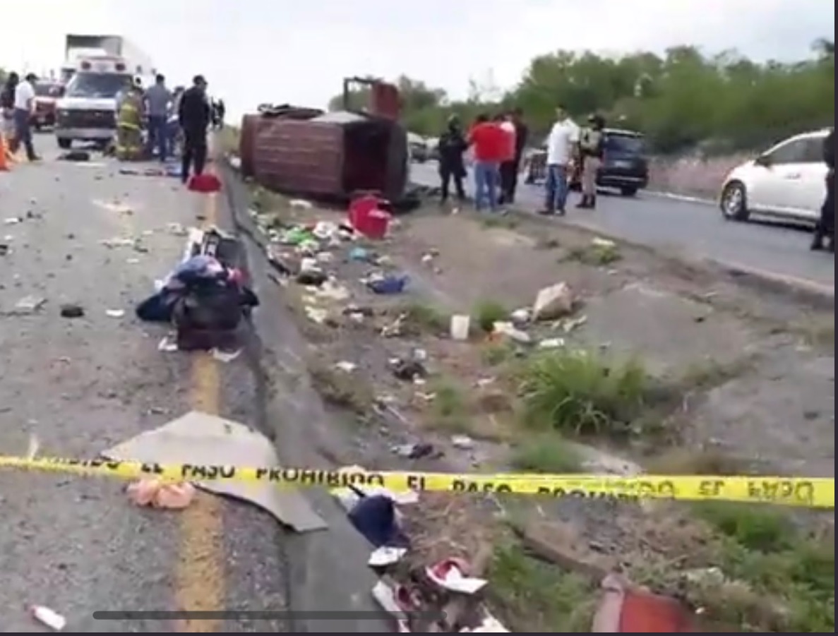 Familia se salva de accidente en Linares, Nuevo León
