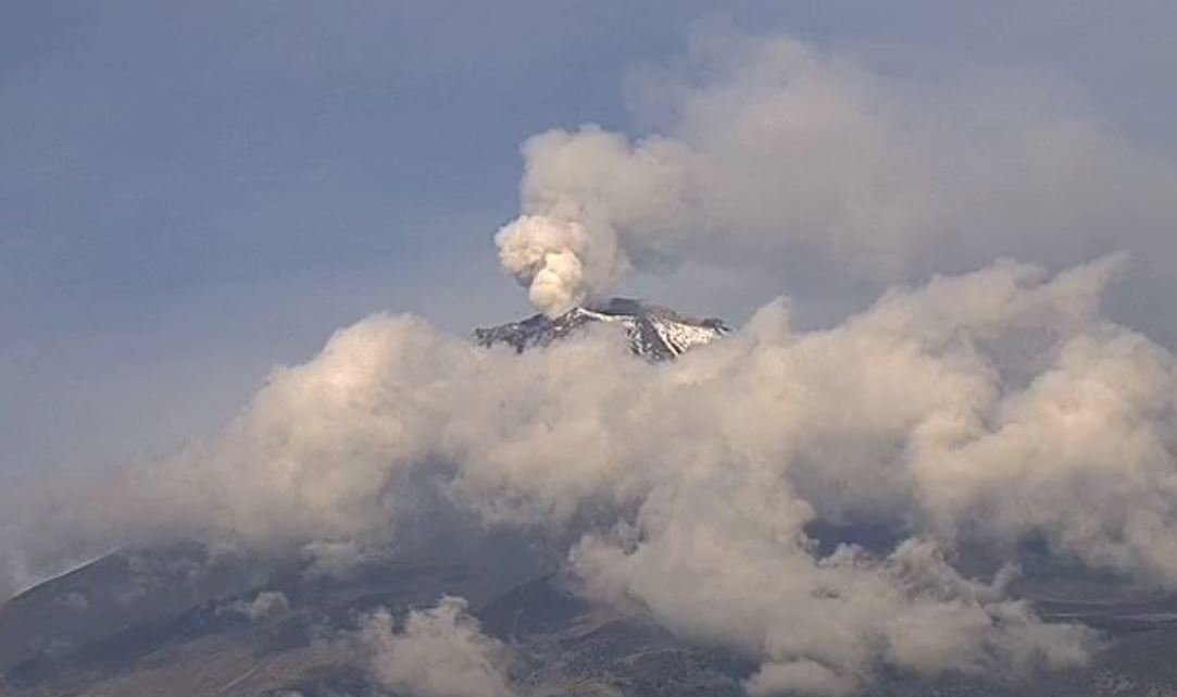Cenapred: Modificaciones en domo del Popocatépetl intensifican actividad volcánica